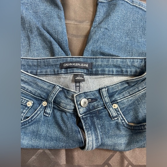 Calvin Klein Blue Jean Shorts Size 4 - Picture 4 of 6